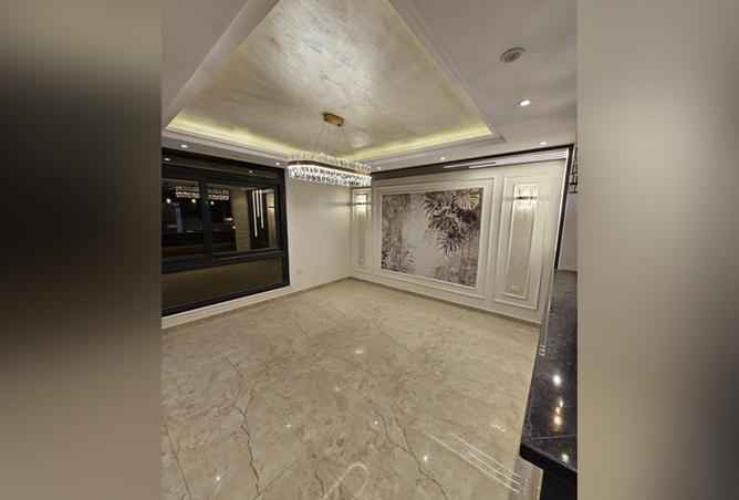 8118859 - Property Image 3