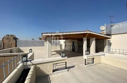 (بنتهاوس  (روف - 4 غرف نوم - 3 حمامات للايجار في شارع ابن زنكي - الزمالك - القاهرة