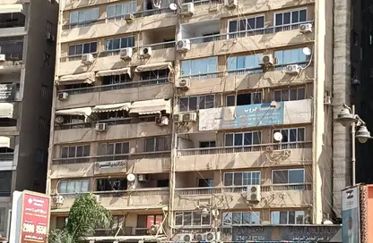 نصف طابق - استوديو - 7 حمامات للايجار في شارع عباس العقاد - المنطقة الأولى - مدينة نصر - القاهرة