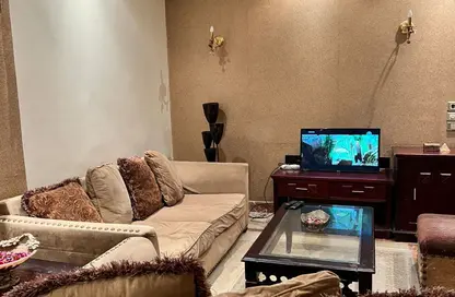 شقة - 3 غرف نوم - 2 حمامات للايجار في شارع عباس العقاد - المنطقة الأولى - مدينة نصر - القاهرة