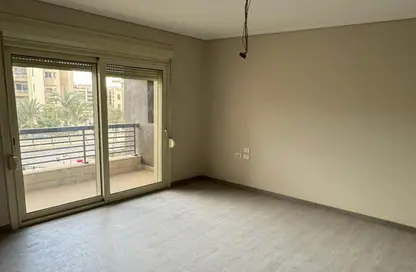 Apartment - 4 Bedrooms - 4 Bathrooms for sale in New Giza - Cairo Alexandria Desert Road - 6 October City - Giza
