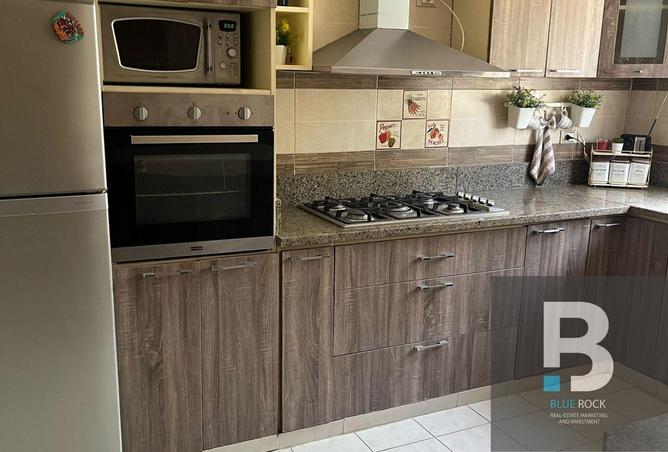 8331857 - Property Image 3