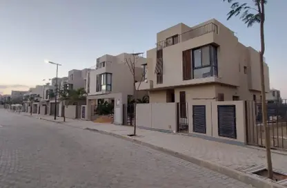 فيلا - 4 غرف نوم - 4 حمامات للبيع في سوديك ايست - الحي السادس - هليوبوليس الجديدة - القاهرة