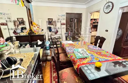 شقة - 3 غرف نوم - 1 حمام للبيع في شارع نوتردام - جليم - حي شرق - الاسكندرية