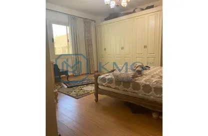 Apartment - 4 Bedrooms - 3 Bathrooms for sale in Area E - Ganoob El Acadimia - New Cairo City - Cairo