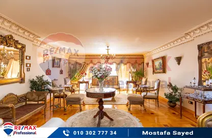 Apartment - 4 Bedrooms - 2 Bathrooms for sale in Roshdy Basha St. - Bolkly - Hay Sharq - Alexandria