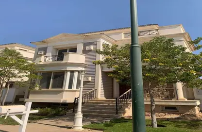 Villa - 4 Bedrooms - 4 Bathrooms for sale in Al Patio - Ring Road - 6 October City - Giza