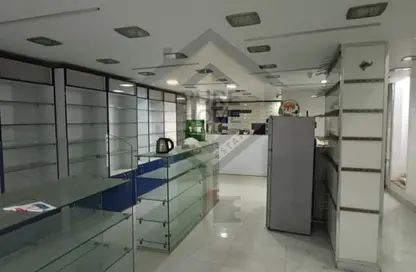 Shop - Studio - 1 Bathroom for sale in Abd Al Moneim Sanad St. - Ibrahimia - Hay Wasat - Alexandria