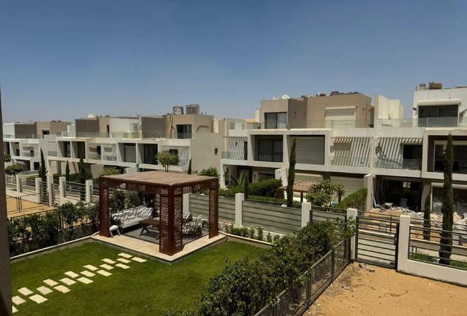 8294889 - Property Image 2