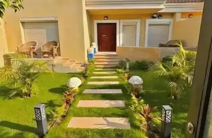 Villa - 7 Bedrooms - 5 Bathrooms for sale in Cleopatra Palace - 5th District - Shorouk City - Cairo
