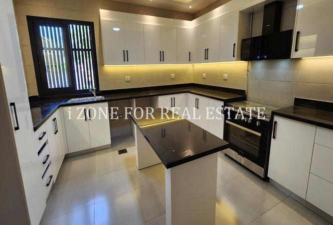 8015869 - Property Image 3