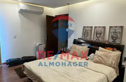 شقة - 3 غرف نوم - 3 حمامات للايجار في أكتوبر بلازا - كمبوندات 6 أكتوبر - مدينة 6 أكتوبر - الجيزة