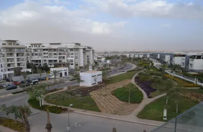 Duplex - 3 Bedrooms - 3 Bathrooms for sale in The Residences - New Cairo City - Cairo