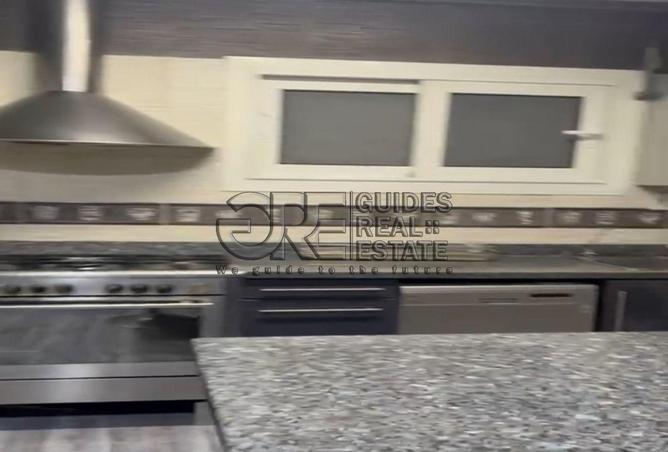 8302606 - Property Image 3