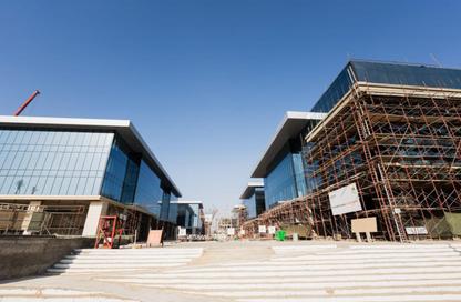 مطعم - استوديو - 2 حمامات للبيع في جولدن جيت - شارع التسعين الجنوبي - التجمع الخامس - مدينة القاهرة الجديدة - القاهرة