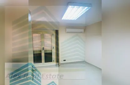 Office Space - Studio - 2 Bathrooms for rent in Street 1 - Smouha - Hay Sharq - Alexandria