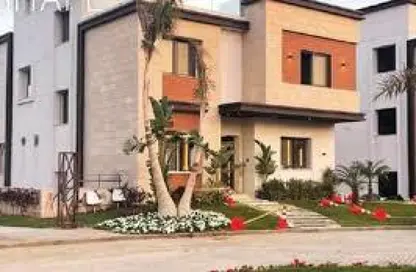 Townhouse - 4 Bedrooms - 5 Bathrooms for sale in Azzar - 5th Settlement Compounds - The 5th Settlement - New Cairo City - Cairo