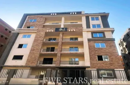 Apartment - 2 Bedrooms - 1 Bathroom for sale in Ard Gameyet Al Mostasmereen - Hadayek October - 6 October City - Giza
