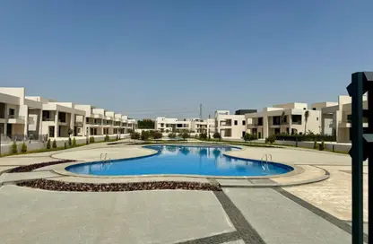 Townhouse - 4 Bedrooms - 4 Bathrooms for sale in Lake West 2 - Sheikh Zayed Compounds - Sheikh Zayed City - Giza