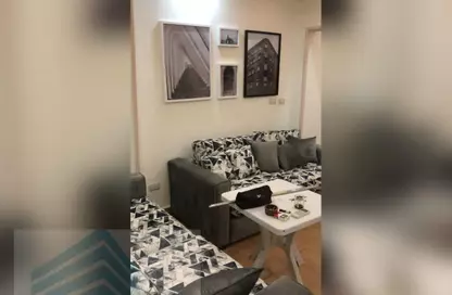 Apartment - 2 Bedrooms - 1 Bathroom for rent in Al Geish Road - Laurent - Hay Sharq - Alexandria