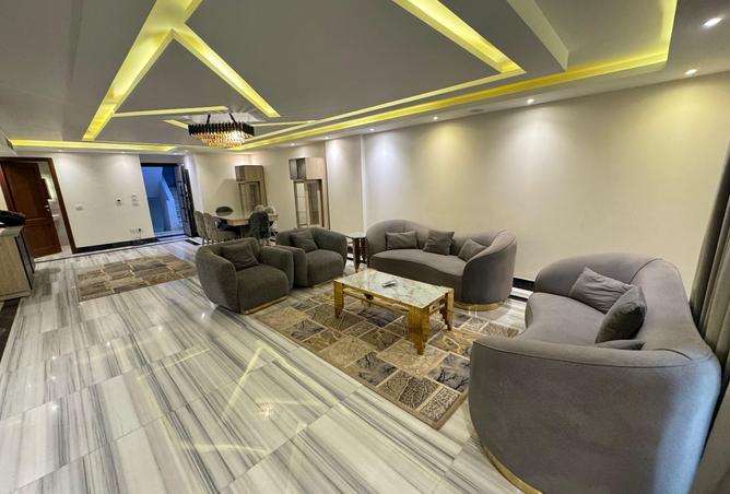 8184704 - Property Image 3