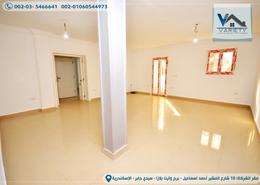 Apartment - 3 bedrooms - 3 bathrooms for للبيع in Al Aashi St. - Sporting - Hay Sharq - Alexandria