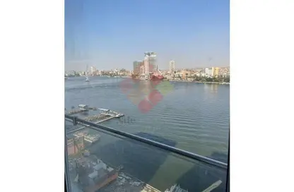 Apartment - 4 Bedrooms - 5 Bathrooms for sale in Nile St. - Dokki - Giza