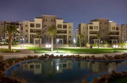 Apartment - 2 Bedrooms - 2 Bathrooms for sale in Cairo Festival City - North Investors Area - New Cairo City - Cairo
