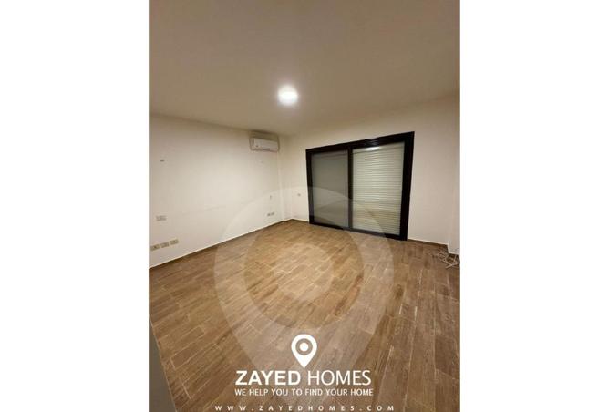 8205779 - Property Image 2