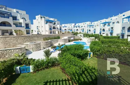 Chalet - 3 Bedrooms - 2 Bathrooms for sale in Mountain View - Ras Al Hekma - North Coast