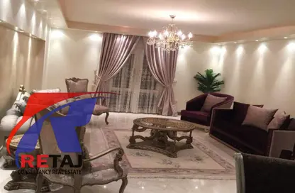 شقة - 3 غرف نوم - 2 حمامات للبيع في شارع عباس العقاد - المنطقة الأولى - مدينة نصر - القاهرة