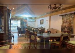شقة - 3 غرف نوم - 2 حمامات for للايجار in شارع الغردقه - سان ستيفانو - حي شرق - الاسكندرية