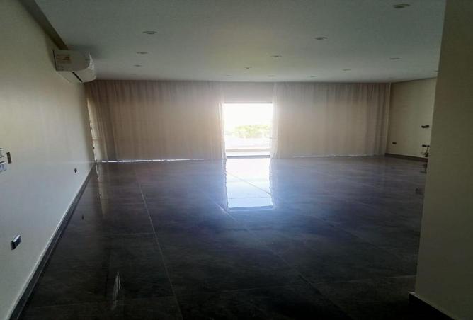 8038588 - Property Image 2