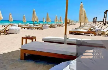 Chalet - 3 Bedrooms - 1 Bathroom for sale in Seashore - Ras Al Hekma - North Coast