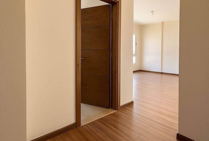 8302975 - Property Image 2