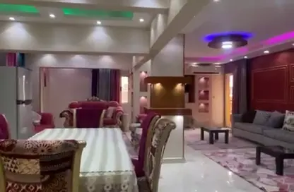 شقة - 3 غرف نوم - 2 حمامات للبيع في ميدان لبنان - المهندسين - الجيزة