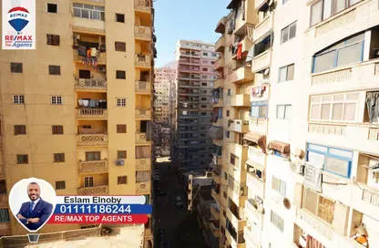 Apartment - 2 Bedrooms - 1 Bathroom for sale in Mohammad Ngeeb Street - Sidi Beshr - Hay Awal El Montazah - Alexandria