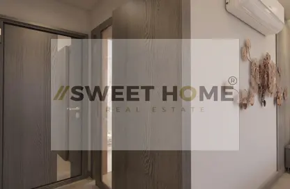 Apartment - 2 Bedrooms - 2 Bathrooms for sale in Lake View Residence - 5th Settlement Compounds - The 5th Settlement - New Cairo City - Cairo