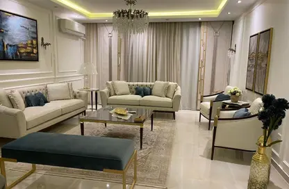 شقة - 3 غرف نوم - 3 حمامات للايجار في وان قطامية - كمبوندات القطامية - القطامية - مدينة القاهرة الجديدة - القاهرة