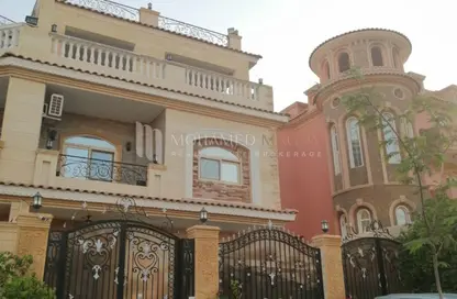 تاون هاوس - 8 غرف نوم - 8 حمامات للبيع في الياسمين - الحي الرابع عشر - الشيخ زايد - الجيزة