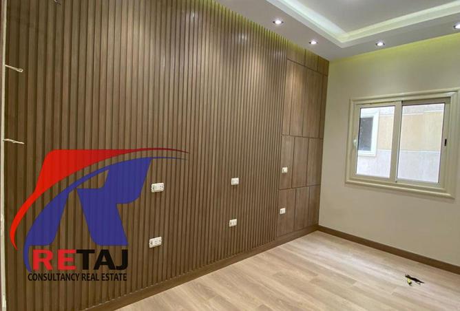 8472427 - Property Image 2