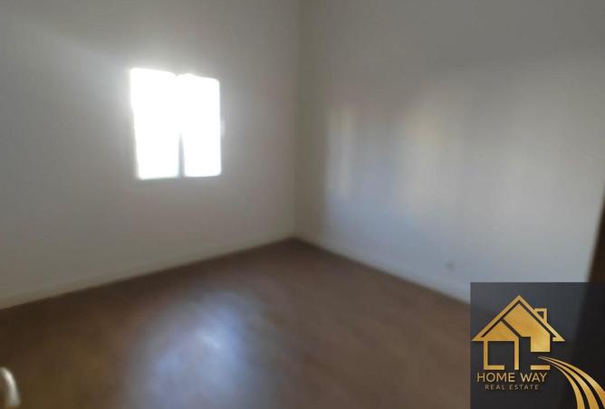 8147042 - Property Image 2