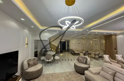 Villa - 3 Bedrooms - 4 Bathrooms for rent in Continental Residence - Sheikh Zayed Compounds - Sheikh Zayed City - Giza