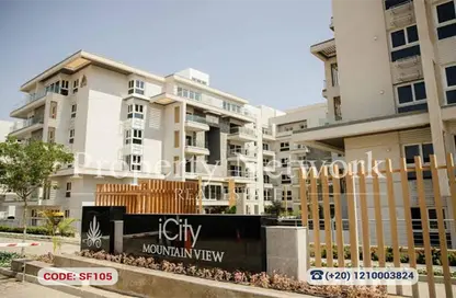 Apartment - 2 Bedrooms - 3 Bathrooms for sale in Mountain View iCity - 5th Settlement Compounds - The 5th Settlement - New Cairo City - Cairo