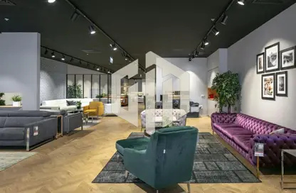 معرض - استوديو - 3 حمامات للايجار في شارع مجمع البنوك - شارع التسعين الجنوبي - التجمع الخامس - مدينة القاهرة الجديدة - القاهرة