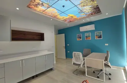 Clinic - Studio - 1 Bathroom for rent in The Gate Plaza Mall - 10th District - Sheikh Zayed City - Giza