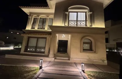 Villa - 4 Bedrooms - 5 Bathrooms for rent in Madinaty - Cairo