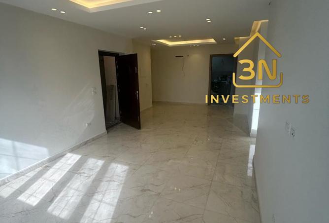 7459730 - Property Image 2