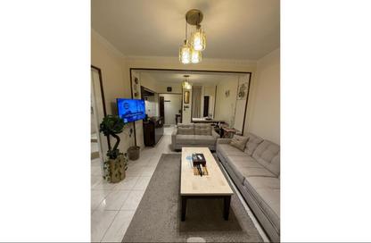 Apartment - 2 Bedrooms - 1 Bathroom for rent in Tabarak - Zahraa El Maadi - Hay El Maadi - Cairo