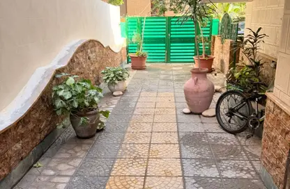 Apartment - 4 Bedrooms - 2 Bathrooms for rent in Street 10 - Maadi - Hay El Maadi - Cairo